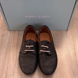 Poppy Barley Eyelet Oxford